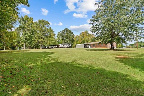 A home in Laurens