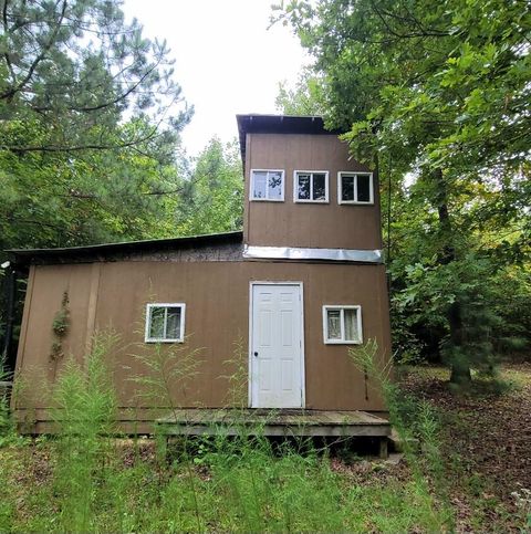 A home in Laurens