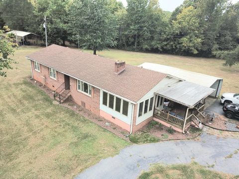 A home in Laurens