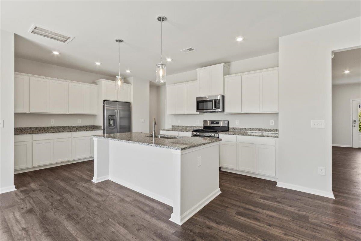 5002 Crosswall Court, Boiling Springs, South Carolina image 2