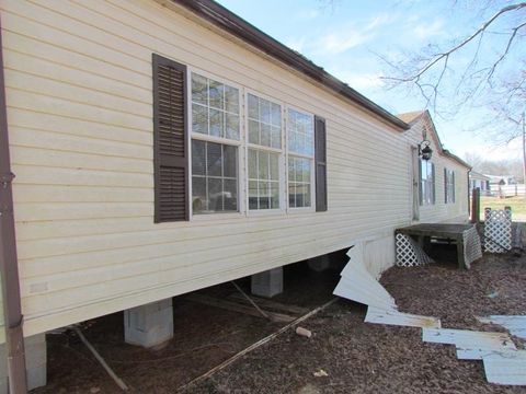 A home in Cowpens