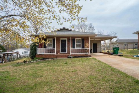 Homes For Sale - 229 Ranier Drive Drive<br/> Aiken County, Inman, SC 29349