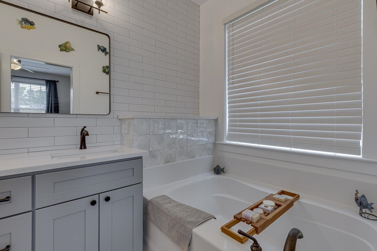 825 Grantwood Circle, Greer, South Carolina image 32