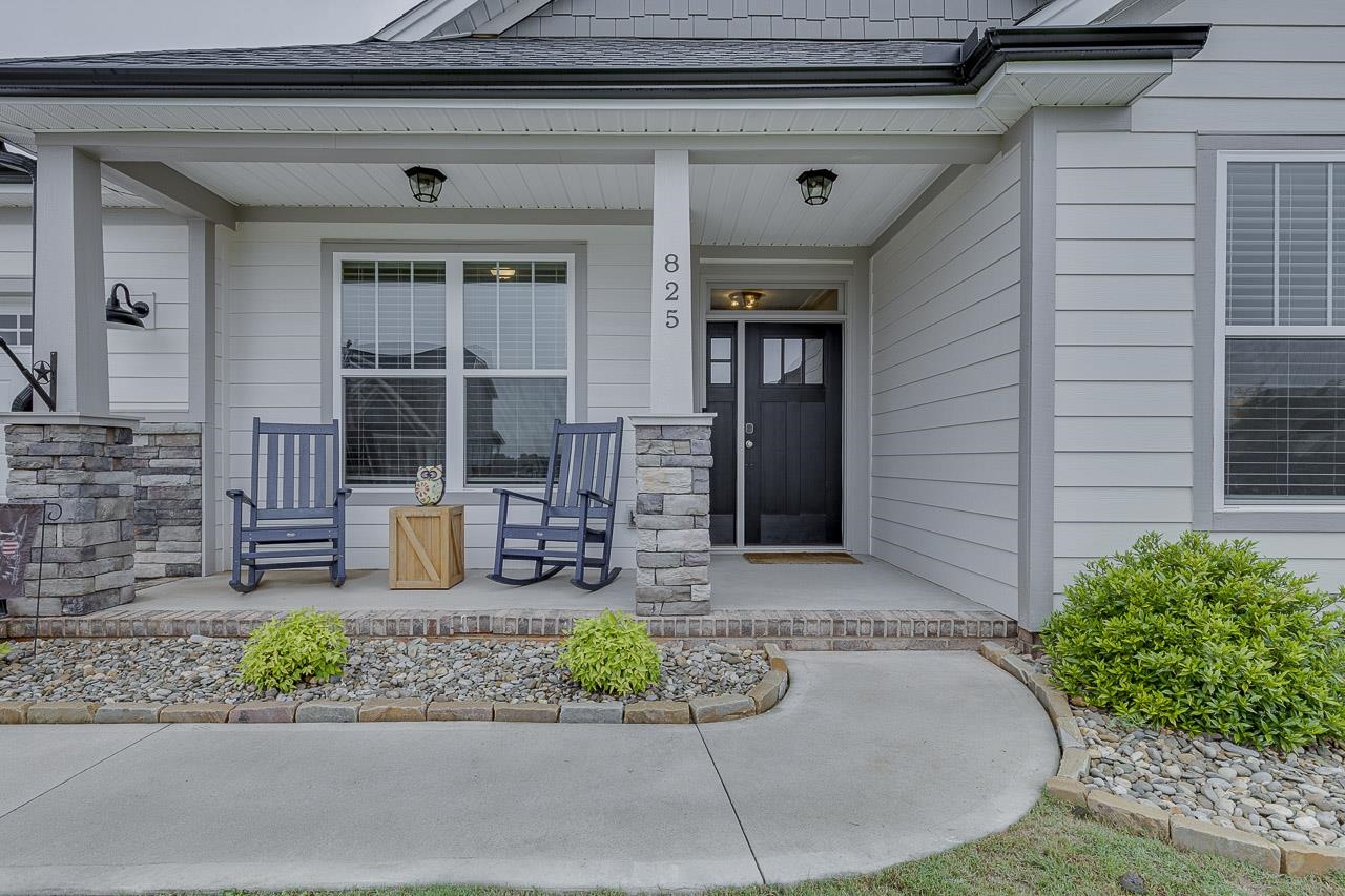 825 Grantwood Circle, Greer, South Carolina image 4