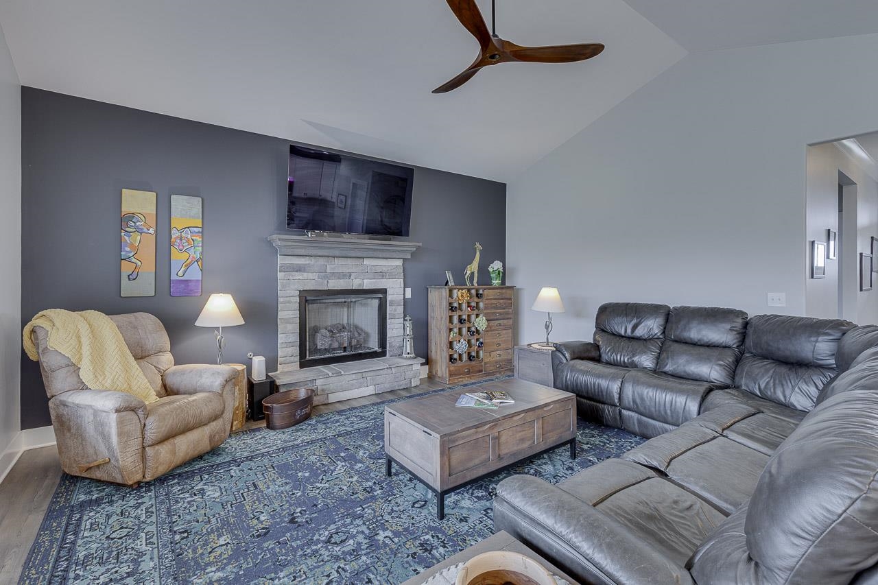 825 Grantwood Circle, Greer, South Carolina image 16
