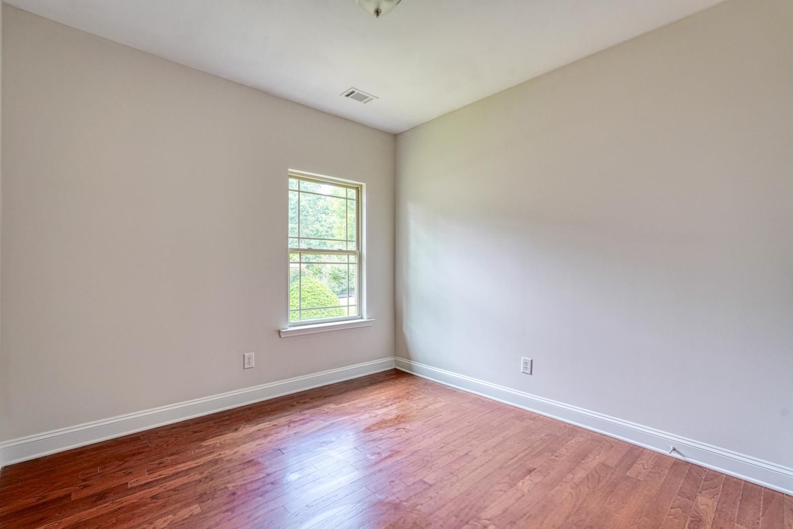 687 W Heatherstone Lane, Roebuck, South Carolina image 27