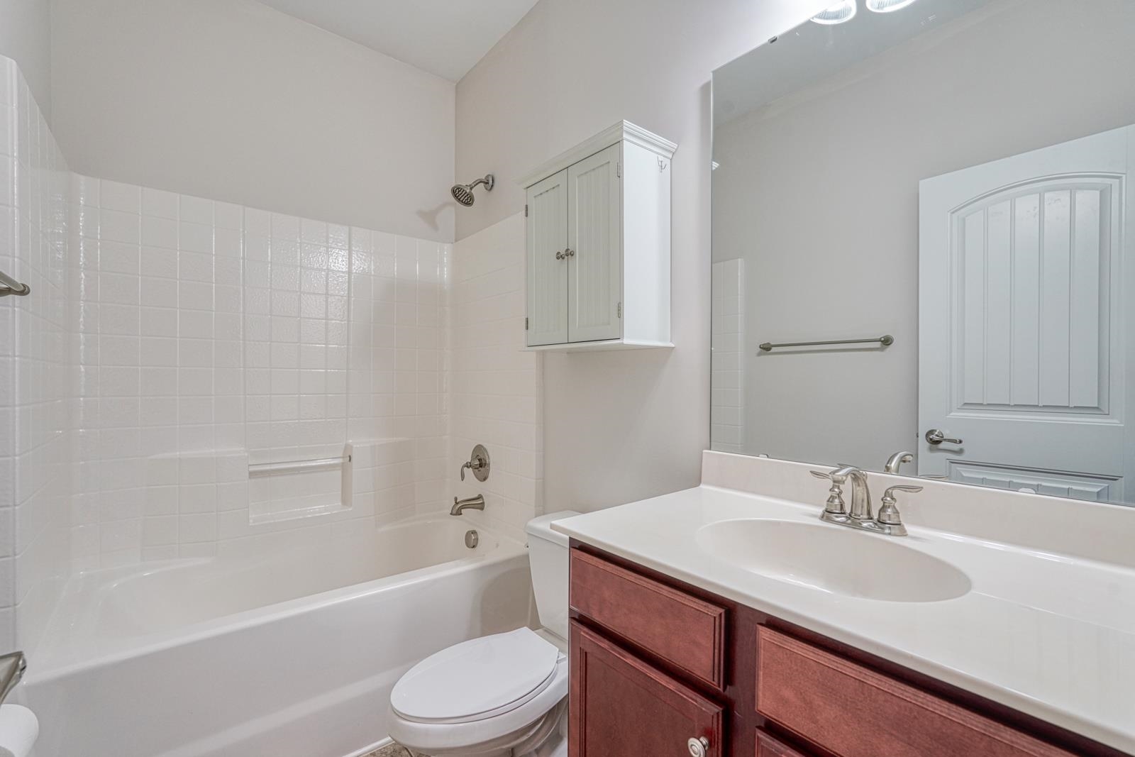 687 W Heatherstone Lane, Roebuck, South Carolina image 32