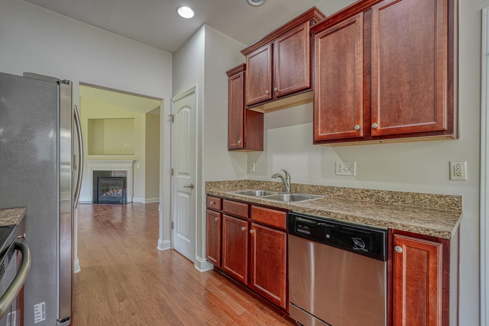 687 W Heatherstone Lane, Roebuck, South Carolina image 16