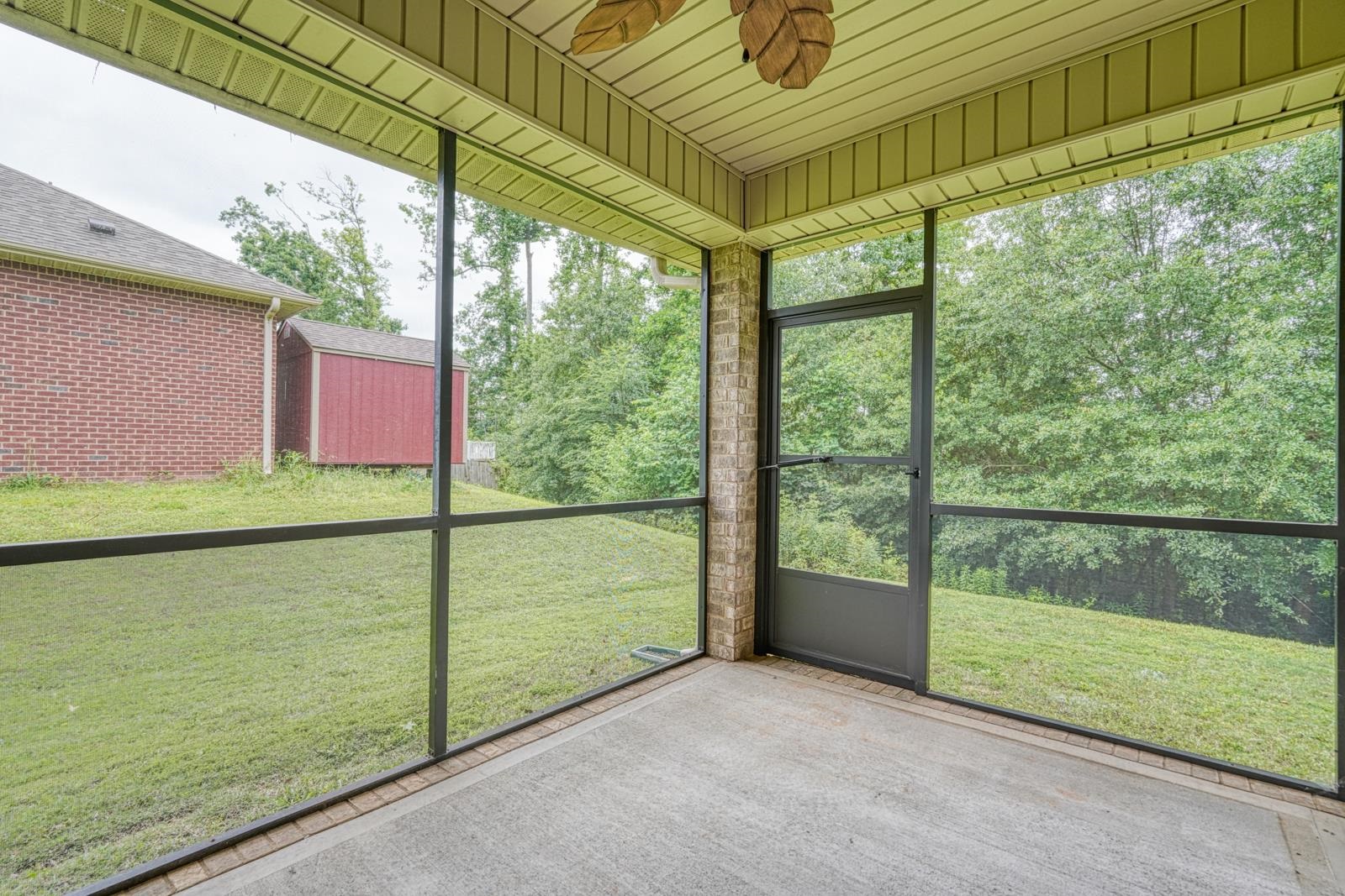 687 W Heatherstone Lane, Roebuck, South Carolina image 8