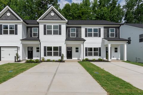 Townhouse For Sale - 626 Farcroft Trail<br/> Spartanburg County, Roebuck, SC 29376