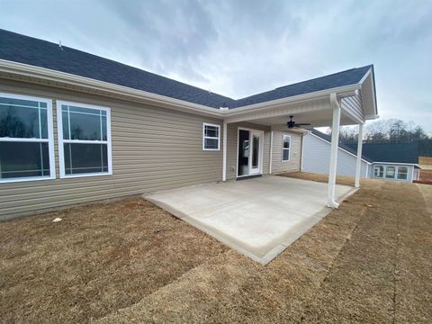 A home in Chesnee