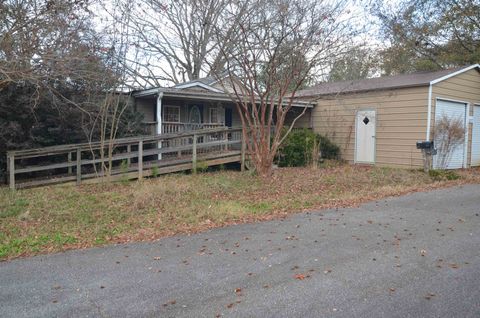 Mobile Home For Sale - 101 Mauldin Circle<br/> Anderson County, Iva, SC 29655