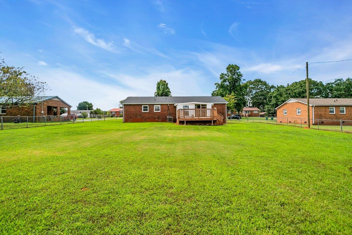 Chesnee, South Carolina 29323, United States, 3 Bedrooms Bedrooms, ,2 BathroomsBathrooms,Residential,Active,233135