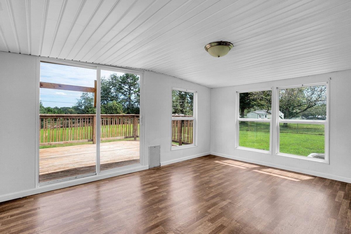 Chesnee, South Carolina 29323, United States, 3 Bedrooms Bedrooms, ,2 BathroomsBathrooms,Residential,Active,233135