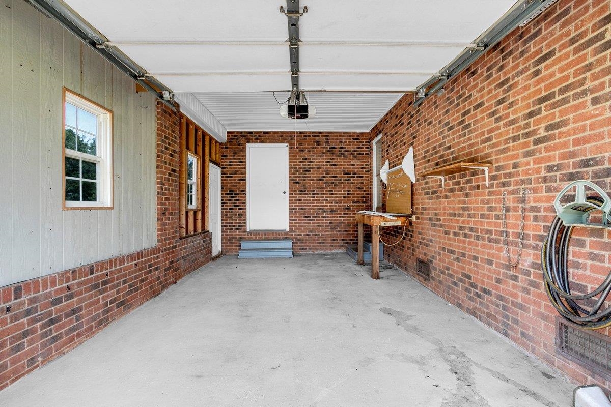 Chesnee, South Carolina 29323, United States, 3 Bedrooms Bedrooms, ,2 BathroomsBathrooms,Residential,Active,233135