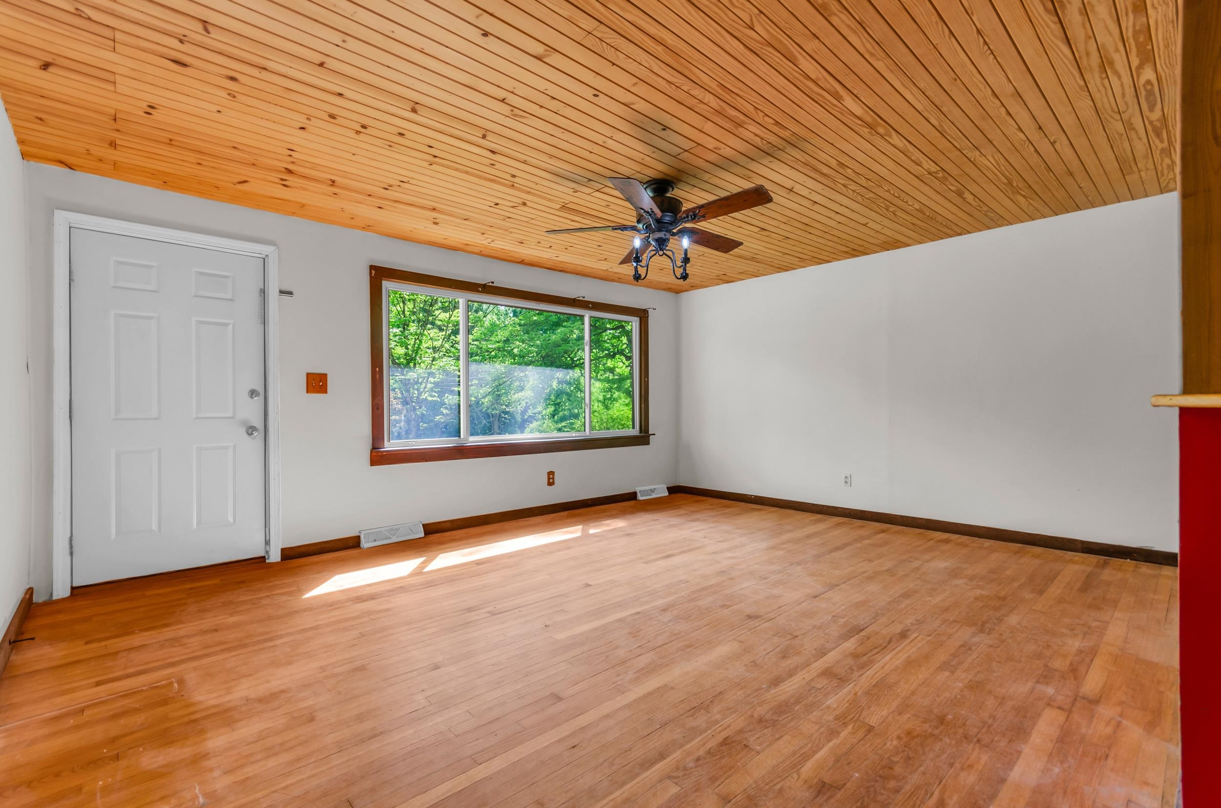 81 Julia Street, Columbus, North Carolina image 6