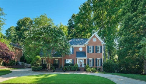Homes For Sale - 117 Cliffwood Lane<br/> Greer, SC 29650