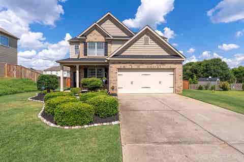 Homes For Sale - 11 Harwick Court<br/> Anderson County, Easley, SC 29642