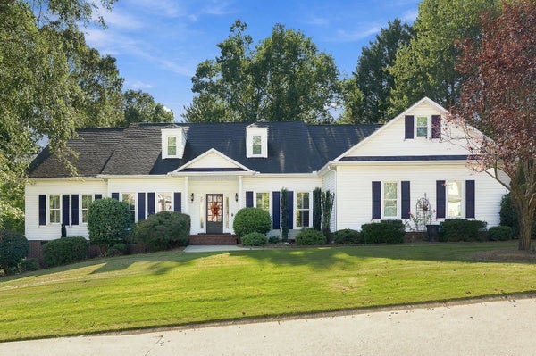 305 BECKWORTH DR, TAYLORS, SC 29687 - Image 740b16a3ff5b46fcfafc54b5d1f19ba3/1075736167