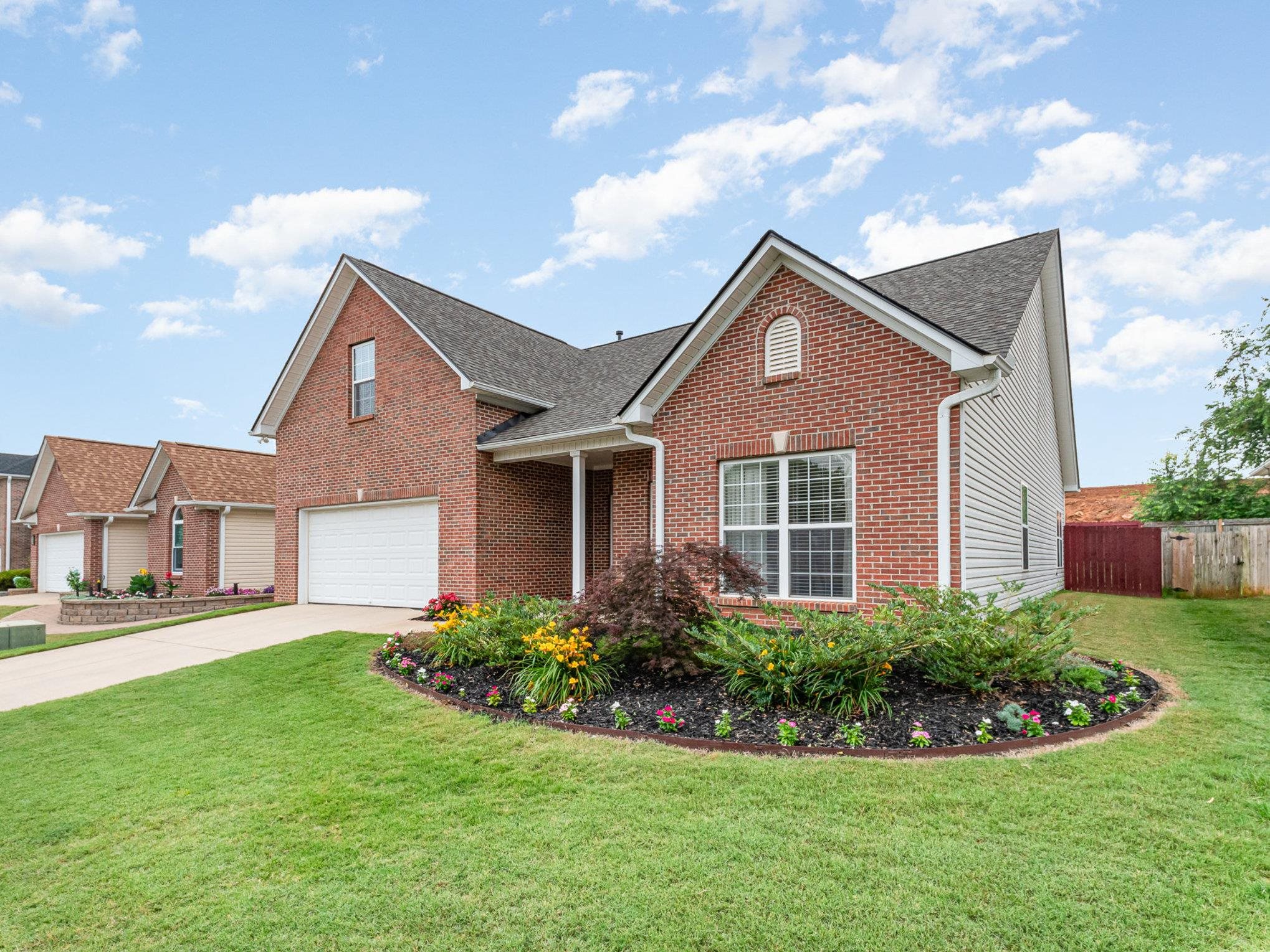 438 Melbourne Lane, Spartanburg, South Carolina image 2