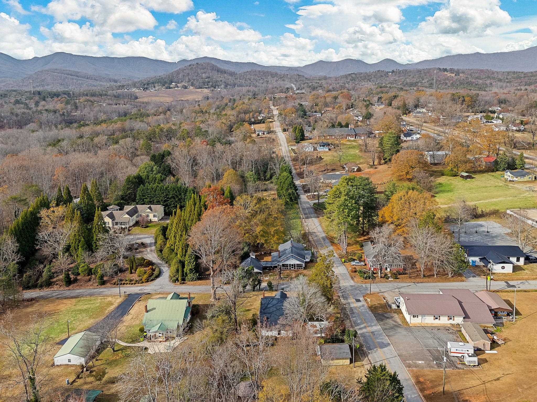 201 W Coleman Street, Landrum, South Carolina image 43