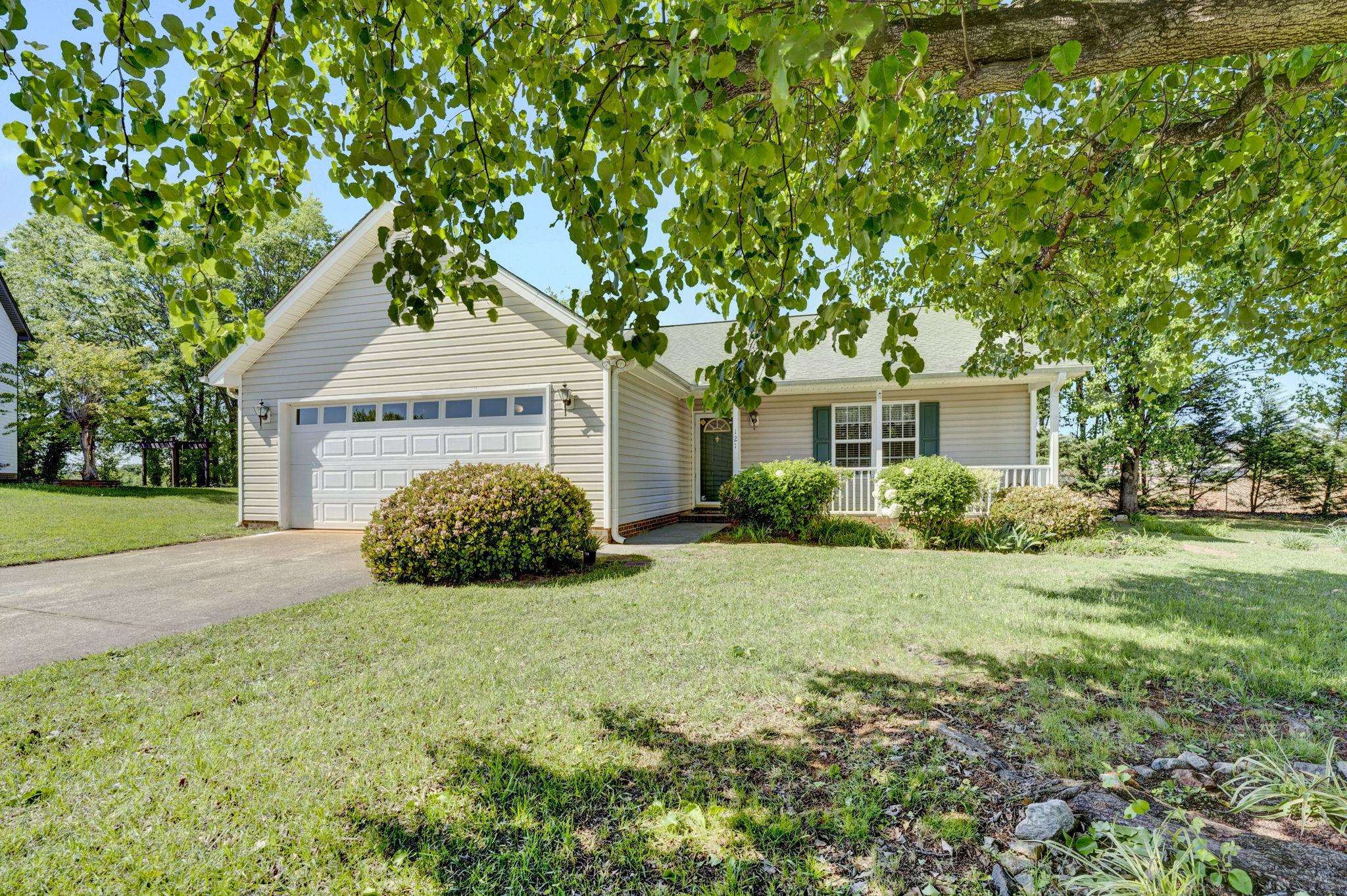 121 Meadow Hill Way, Taylors, South Carolina image 3