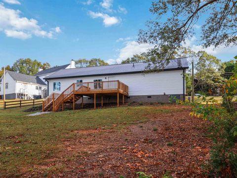 A home in Duncan