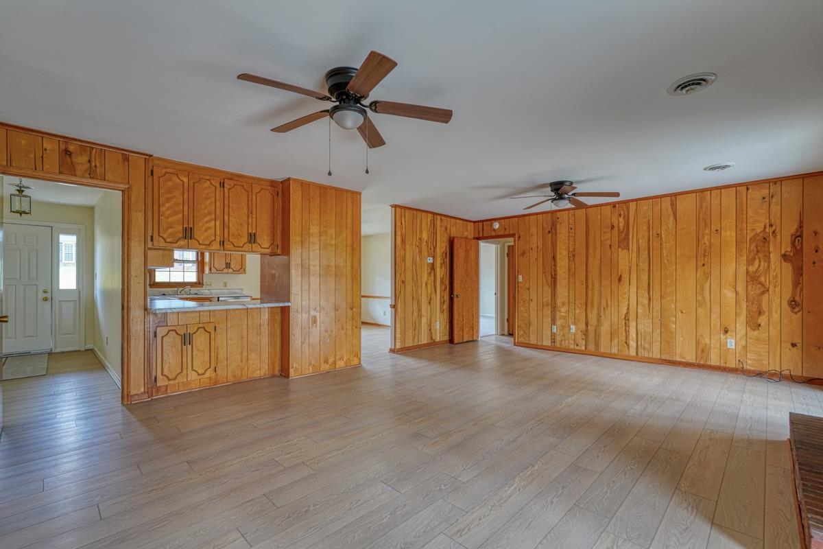 5221 Pogue Street, Spartanburg, South Carolina image 6