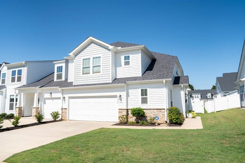 Townhouse For Sale - 1628 Chelmsford Court<br/> Spartanburg, SC 29301
