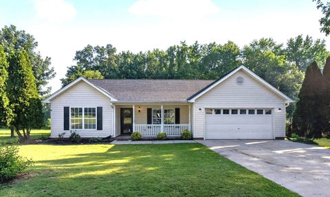 Homes For Sale - 20 Two Gait Lane<br/> Simpsonville, SC 29680