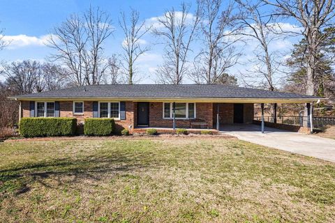 Homes For Sale - 22 Woodridge Drive<br/> Greenville, SC 29611