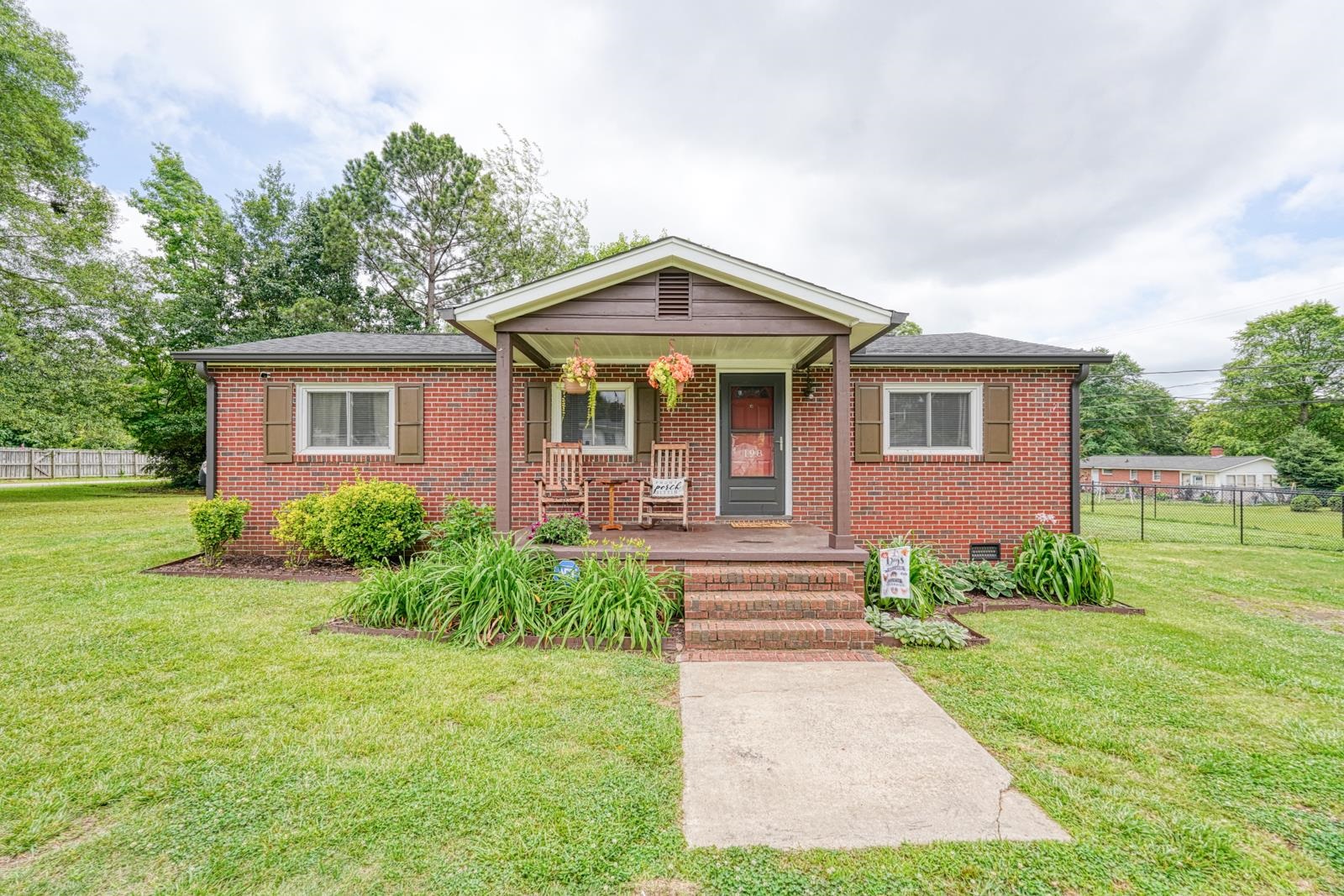 198 Oakway Avenue, Spartanburg, South Carolina image 1