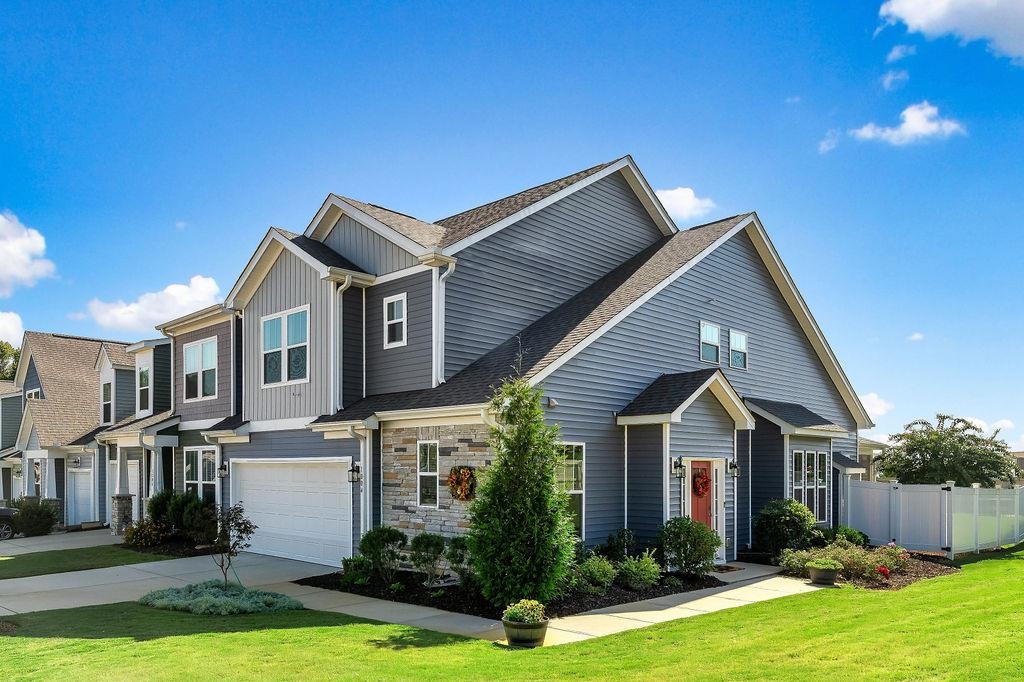 1004 Glohaven Way, Boiling Springs, South Carolina image 2