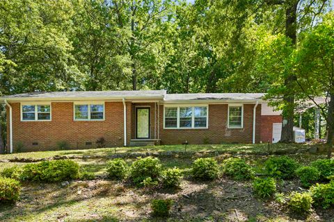 Homes For Sale - 329 Earl Drive<br/> Spartanburg, SC 29306