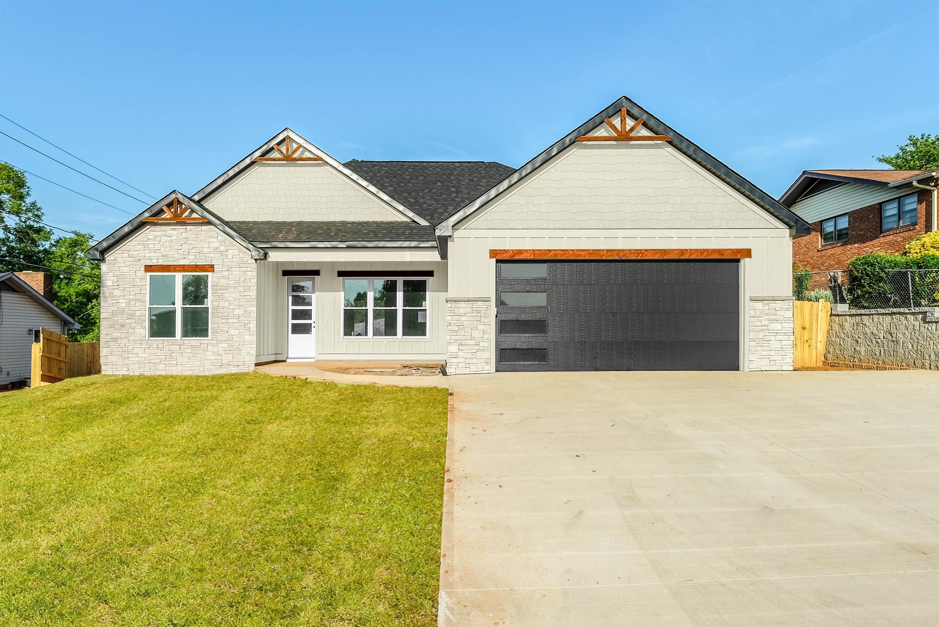 123 Stribling Circle, Spartanburg, South Carolina image 1
