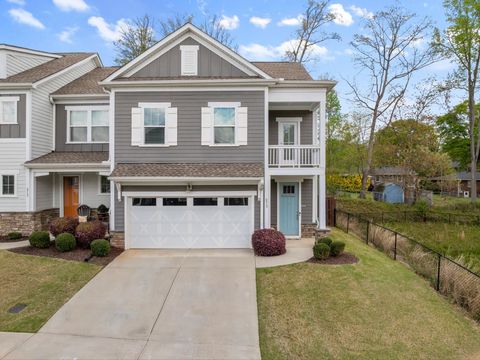 Townhouse For Sale - 215 Wrightwood Lane<br/> Greer, SC 29650