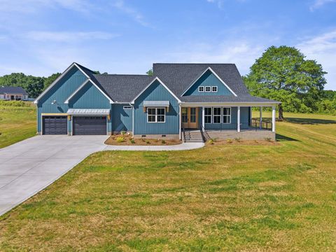Homes For Sale - 1452 State Line Road<br/> Gaffney, SC 29341