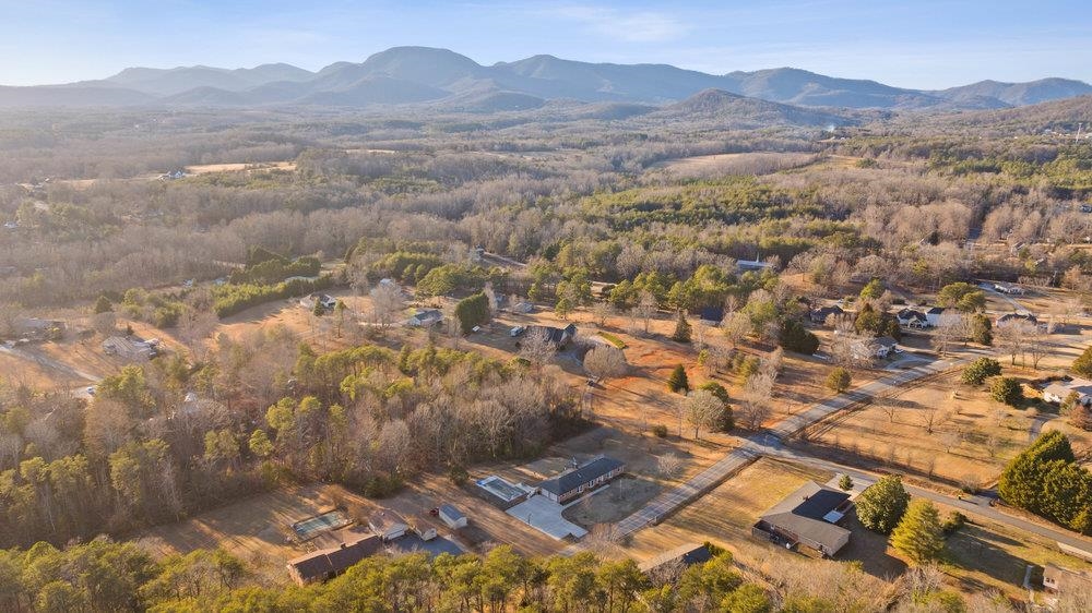 140 Clearwater Road, Landrum, South Carolina image 33
