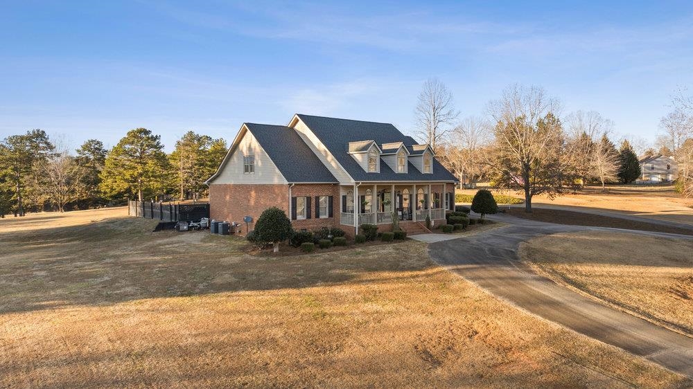 140 Clearwater Road, Landrum, South Carolina image 2