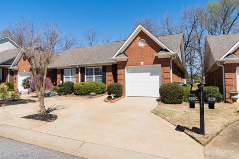 Townhouse For Sale - 423 Rexford Drive<br/> Moore, SC 29369