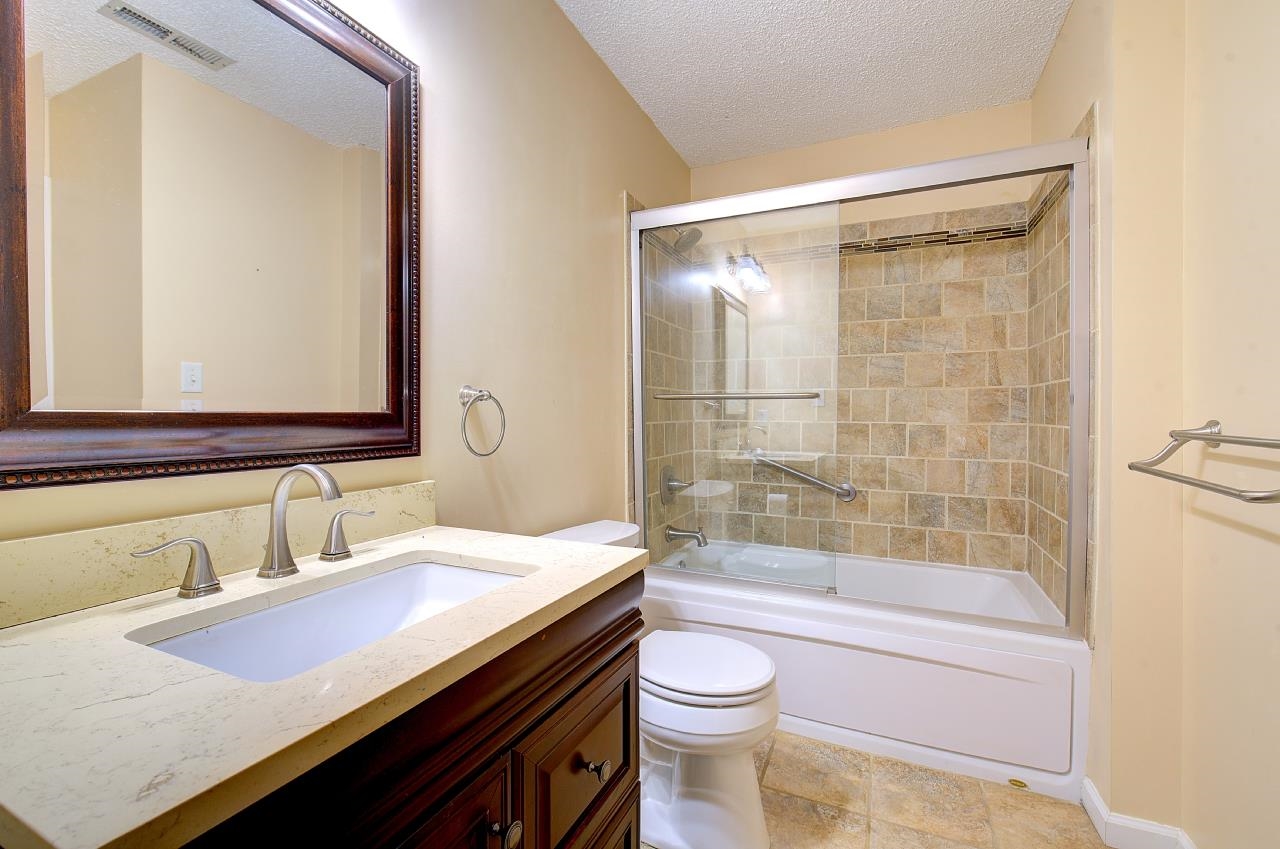 316 Woodruff Park Lane, Simpsonville, South Carolina image 15