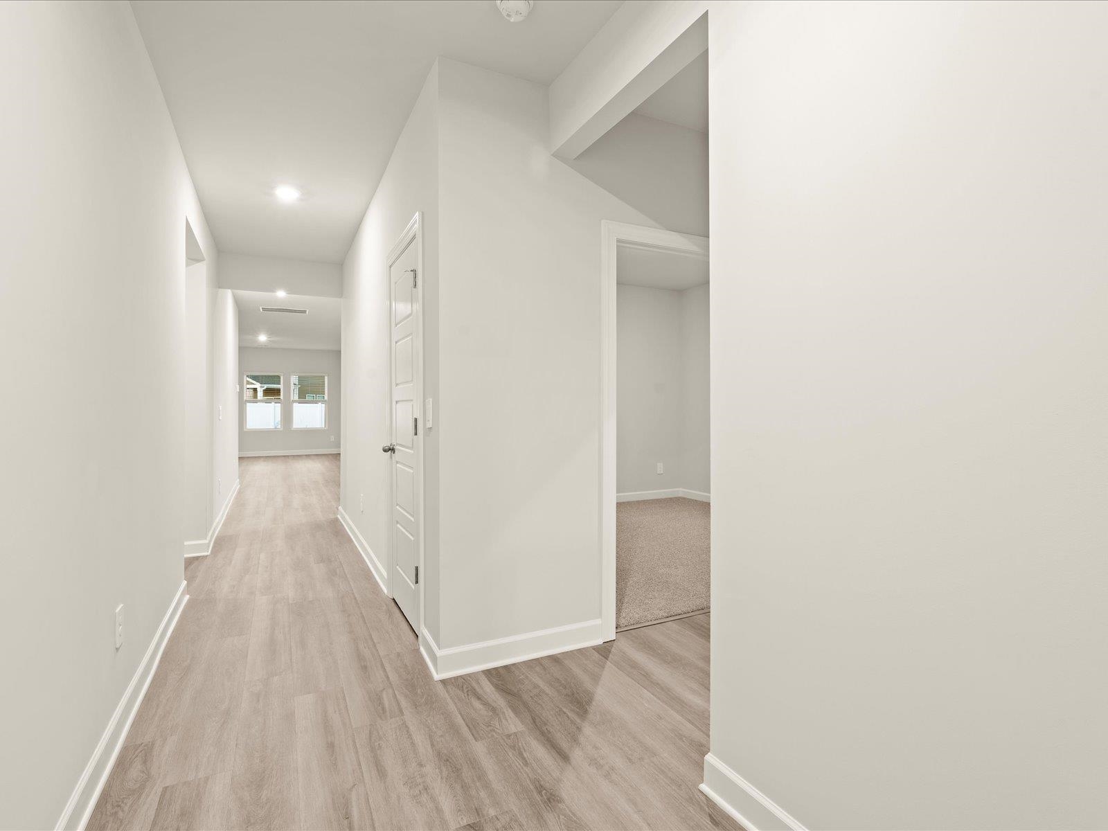 641 Hollybank Street, Fountain Inn, South Carolina image 3