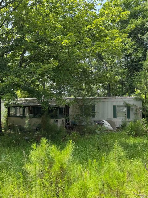 Mobile Home For Sale - 659 Dovefield Road<br/> Laurens County, Cross Hill, SC 29332