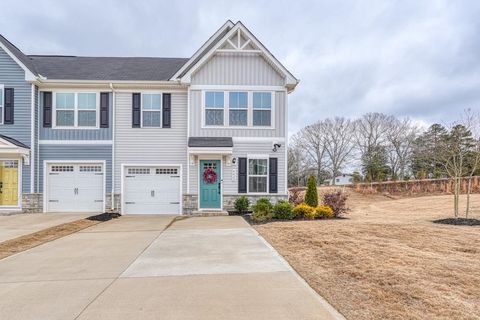 Townhouse For Sale - 4420 Duparc Way<br/> Spartanburg, SC 29307
