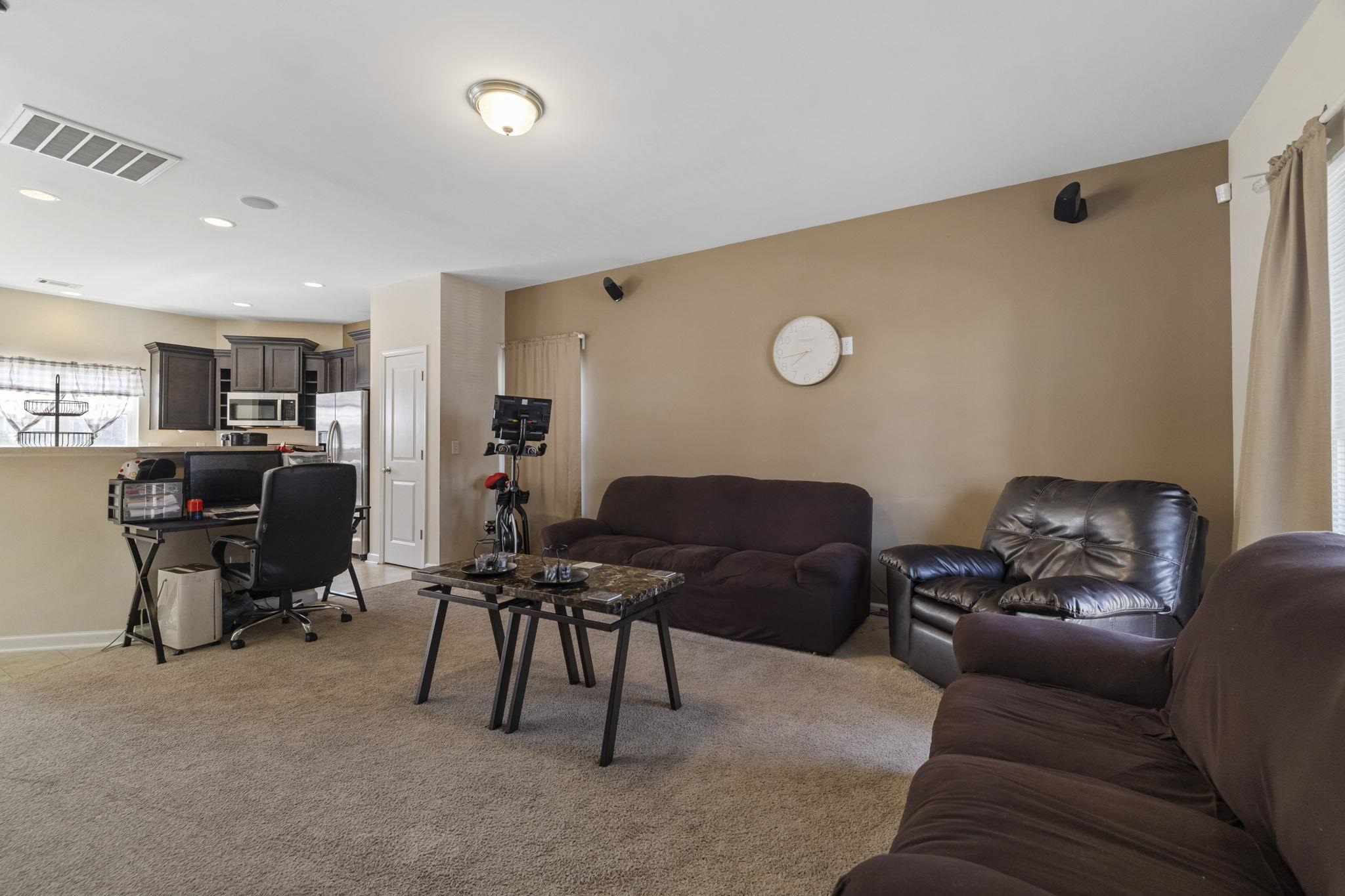 272 Stonewood Crossing Drive, Boiling Springs, South Carolina image 4