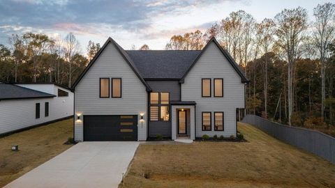 Homes For Sale - 2032 Blessed Drive<br/> Inman, SC 29349