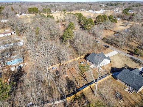 A home in Chesnee