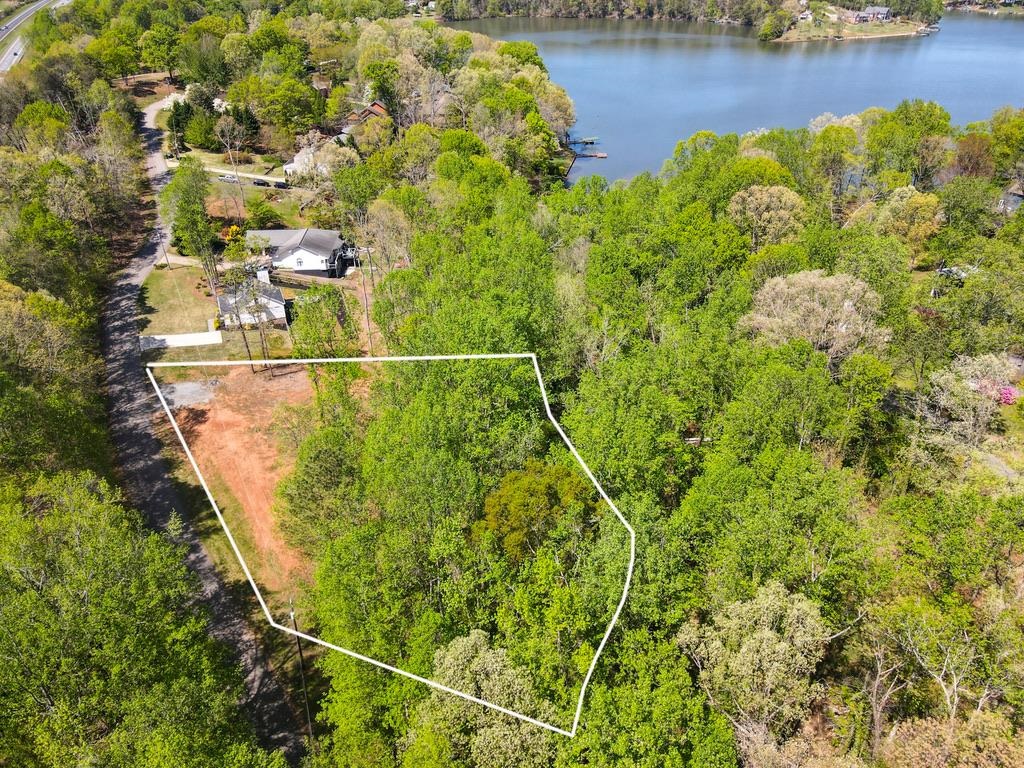136 Amber Drive, Inman, South Carolina image 1