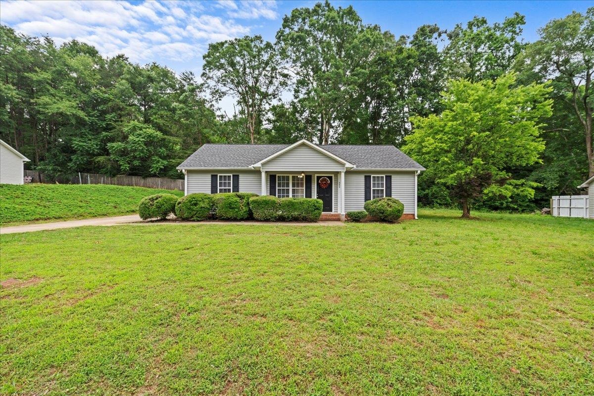 544 Holly Run Court, Spartanburg, South Carolina image 2
