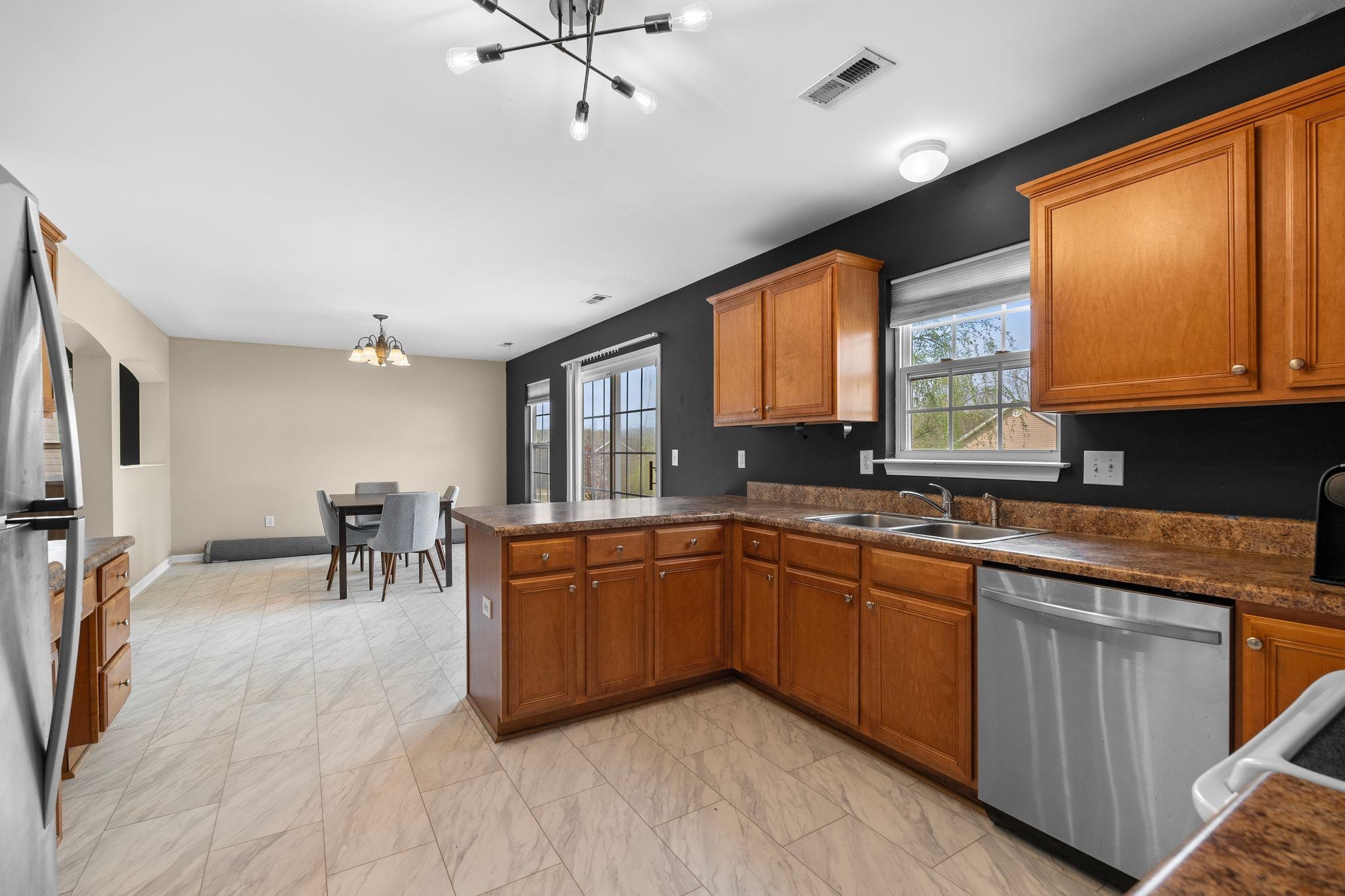 100 Maximus Drive, Greer, South Carolina image 13